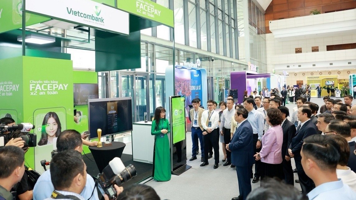 Thủ tướng Phạm Minh Chính: Giải pháp, sản phẩm dịch vụ ngân hàng Việt Nam không thua kém các nước trên thế giới