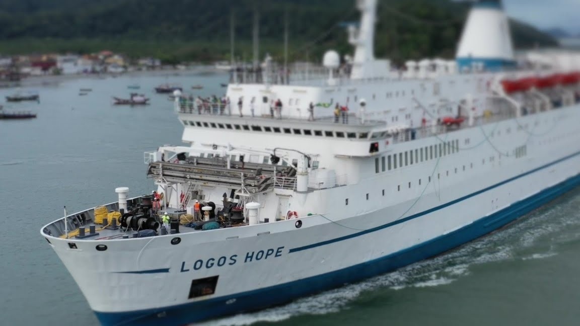 Hội chợ sách nổi lớn nhất thế giới Logos Hope cập bến Durban, Nam Phi