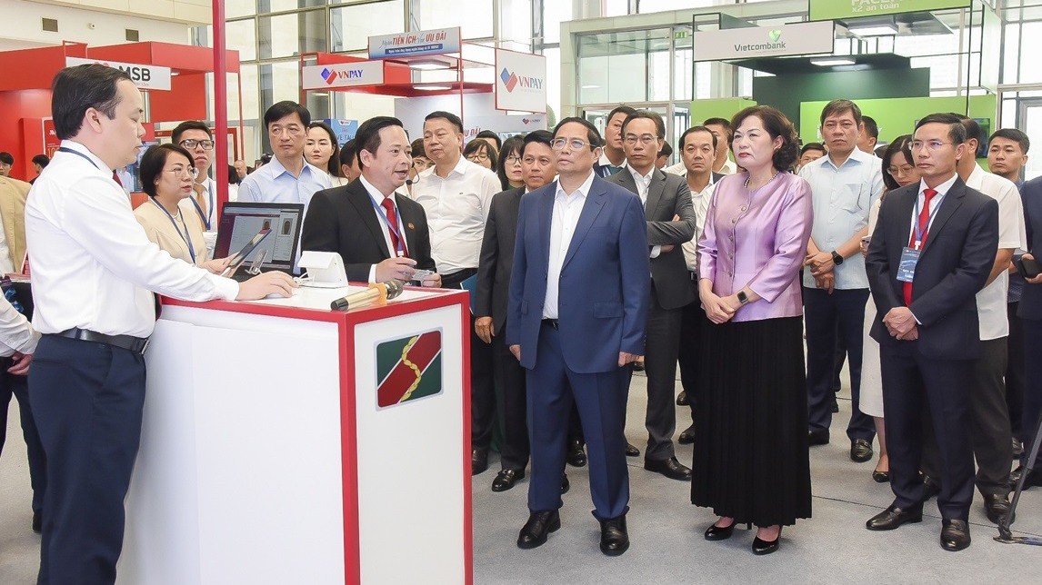 Agribank trình diễn 6 dịch vụ vượt trội tại sự kiện Chuyển đổi số ngành Ngân hàng năm 2024