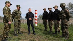 Lý do Thủ tướng Donald Tusk nói biên giới Ba Lan-Belarus là nơi khác thường