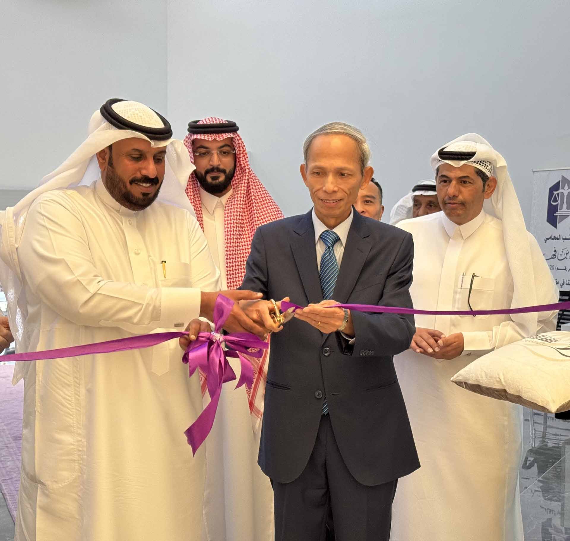 Đoàn công tác Đại sứ quán Việt Nam tại Saudi Arabia thăm, làm việc tại tỉnh Taif và thúc đẩy hoạt động ngoại giao kinh tế Đoàn công tác Đại sứ quán Việt Nam tại Saudi Arabia thăm, làm việc tại tỉnh Taif và thúc đẩy hoạt động ngoại giao kinh tế