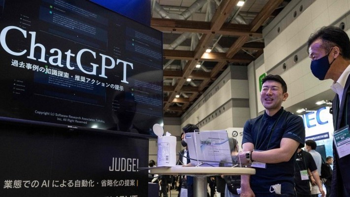 Nỗ lực của 'tiền đạo' Nhật Bản trên sân ngoại giao AI