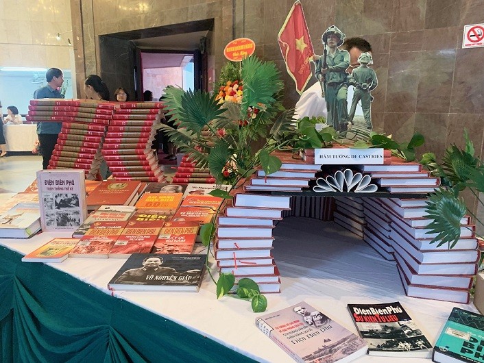 Bản hùng ca thời đại Hồ Chí Minh Lan tỏa bản hùng ca thời đại Hồ Chí Minh