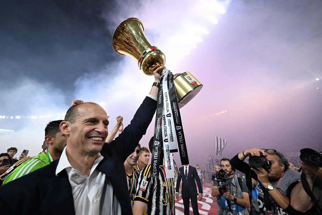 Dusan Vlahovic ghi bàn, Juventus lần thứ 15 đăng quang Coppa Italy