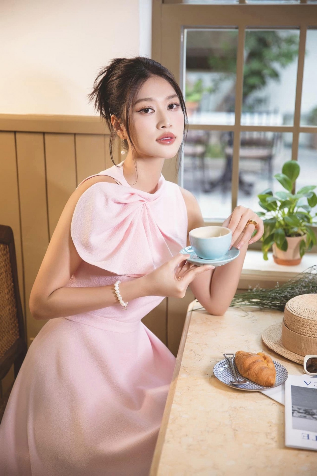 Hoa hậu Đoàn Thiên Ân: