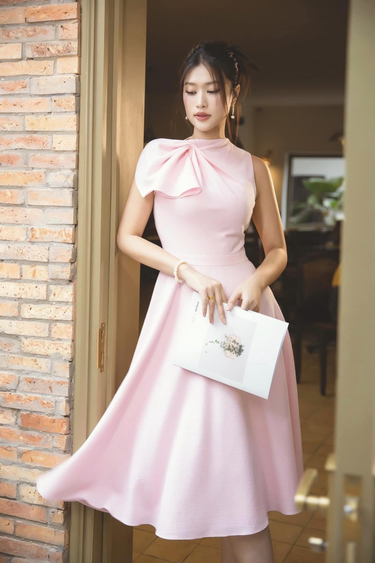 Hoa hậu Đoàn Thiên Ân: