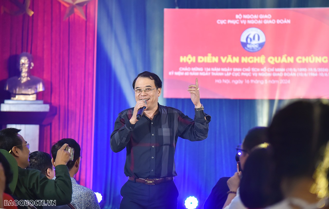 Tưng bừng Hội diễn văn nghệ quần chúng chào mừng kỷ niệm 60 năm Ngày thành lập Cục Phục vụ Ngoại giao đoàn