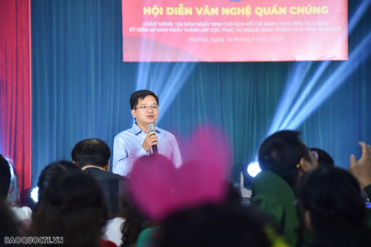 Tưng bừng Hội diễn văn nghệ quần chúng chào mừng kỷ niệm 60 năm Ngày thành lập Cục Phục vụ Ngoại giao đoàn