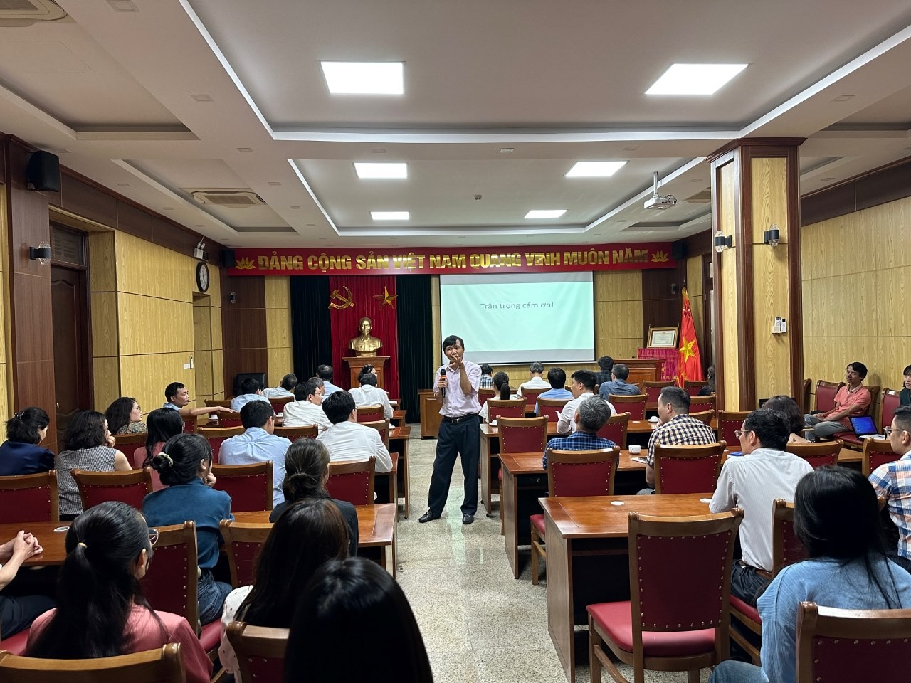 Sinh hoạt chuyên đề Tư tưởng Hồ Chí Minh về đối ngoại và ngoại giao Sinh hoạt chuyên đề Tư tưởng Hồ Chí Minh về đối ngoại và ngoại giao