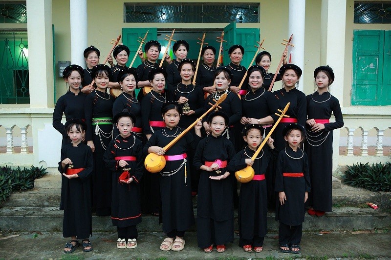 Những người truyền giữ hát Then ở xứ Tuyên Những người truyền giữ hát Then ở xứ Tuyên