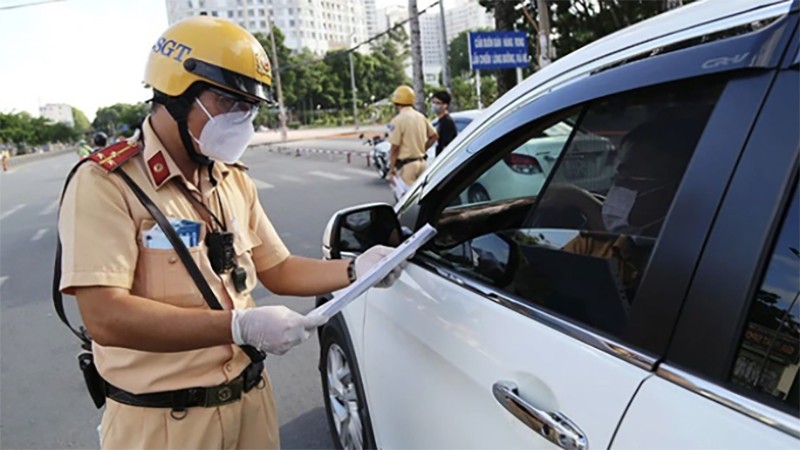 Xe ô tô 7 chỗ chở quá số người quy định sẽ bị phạt thế nào? Xe ô tô 7 chỗ chở quá số người quy định sẽ bị phạt thế nào?