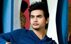 Người mẫu nổi tiếng Đức Tiến đột ngột qua đời vì đột quỵ