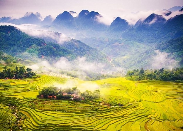 Bá Thước có nhiều tiềm năng, lợi thế để phát triển du lịch. (Nguồn: Báo Dân tộc) Bá Thước có nhiều tiềm năng, lợi thế để phát triển du lịch. (Nguồn: Báo Dân tộc)