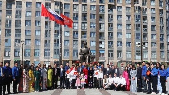 Hoạt động ý nghĩa kỷ niệm ngày sinh của Chủ tịch Hồ Chí Minh ở Liên bang Nga
