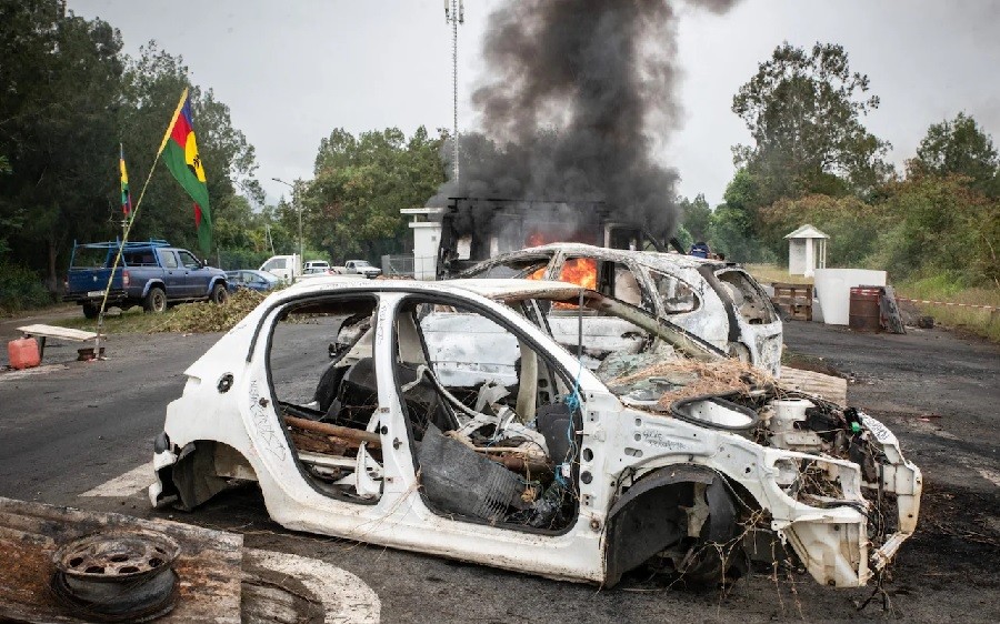 Bạo loạn ở New Caledonia: Tổng thống Pháp chủ trì họp khẩn lần thứ 3 trong chưa đầy một tuần Bạo loạn ở New Caledonia: Tổng thống Pháp chủ trì họp khẩn lần thứ 3 trong chưa đầy một tuần