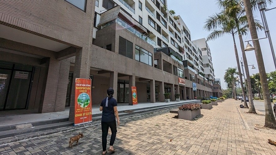 Bất động sản mới nhất: Lý do giải ngân gói tín dụng 120 nghìn tỷ đồng chậm, ‘đỏ mắt’ chờ dự án ở Hà Nội, làm gì khi đã ‘chấm’ shophouse?