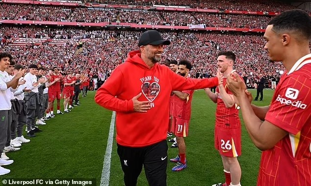 Liverpool tổ chức nhiều hoạt động tri ân, chia tay HLV Jurgen Klopp Liverpool tổ chức nhiều hoạt động tri ân, chia tay HLV Jurgen Klopp
