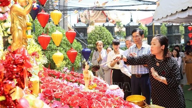 Đại lễ Phật đản của cộng đồng người Việt tại Lào