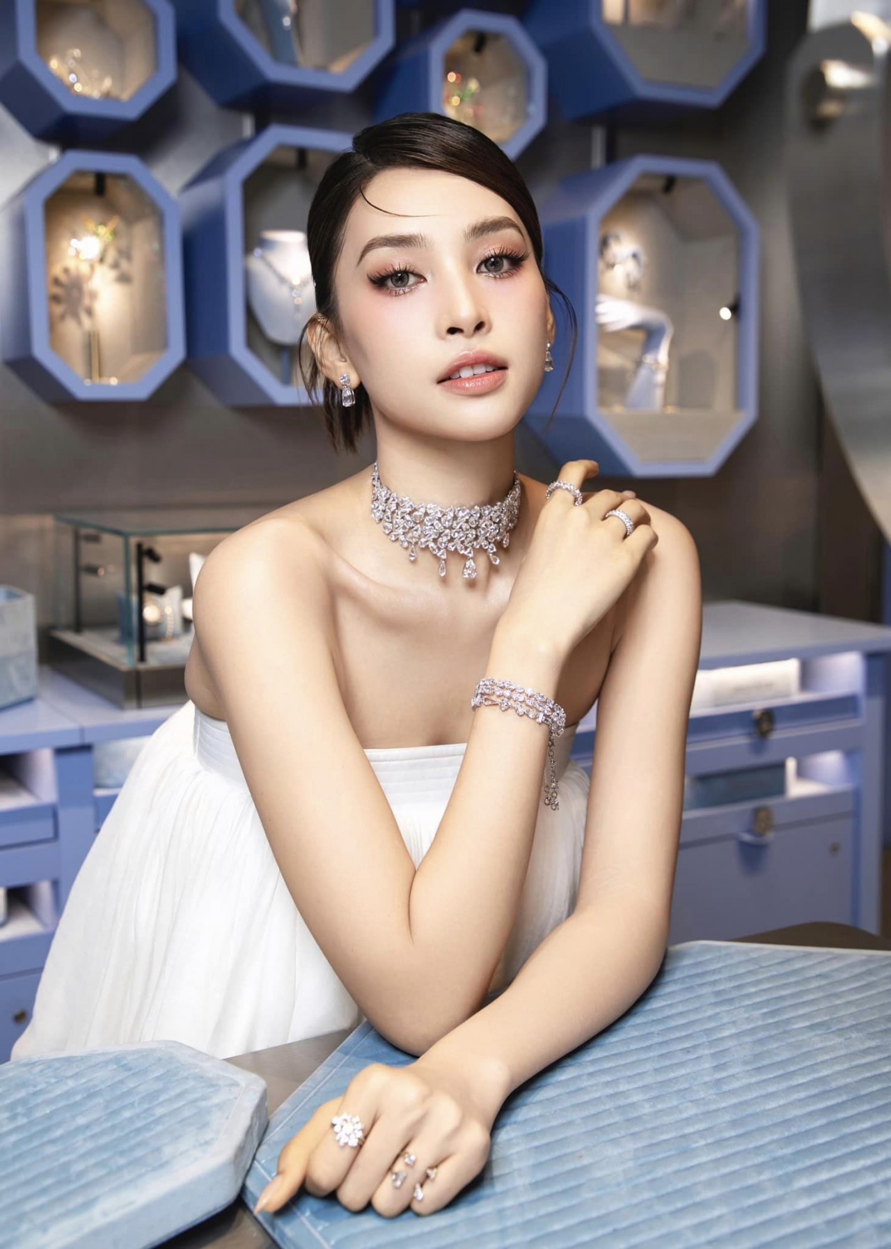 Hoa hậu Trần Tiểu Vy