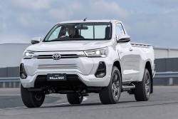 Bán tải Toyota Hilux 2025 bản thuần điện lộ diện tại Thái Lan