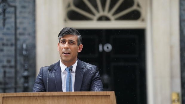 Anh bất ngờ công bố thời điểm tổ chức bầu cử, giải tán Quốc hội