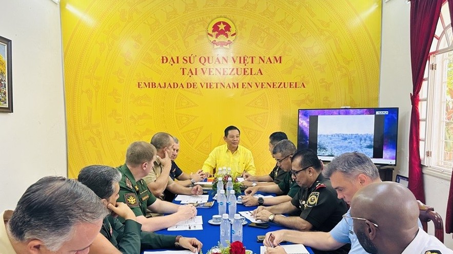 Giới thiệu chính sách đối ngoại và quốc phòng Việt Nam tại Venezuela
