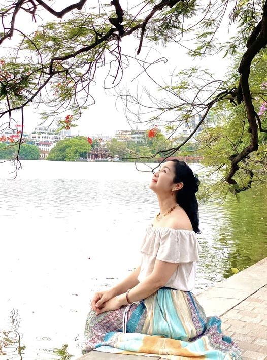 Nhan sắc trẻ trung của NSND Thu Hà phim Trạm cứu hộ trái tim Nhan sắc trẻ trung của NSND Thu Hà phim Trạm cứu hộ trái tim