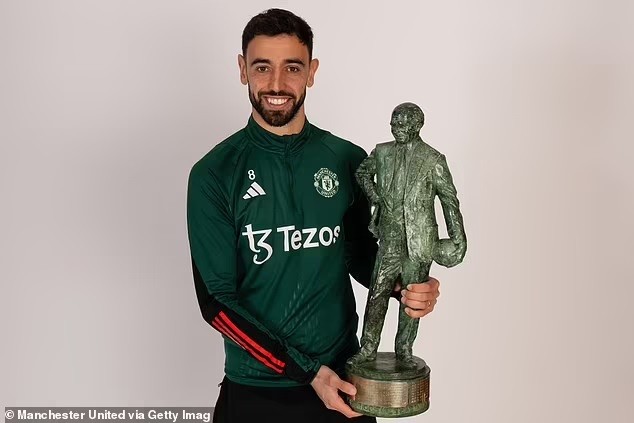 Đội trưởng Bruno Fernandes xuất sắc nhất MU mùa giải 2023/24