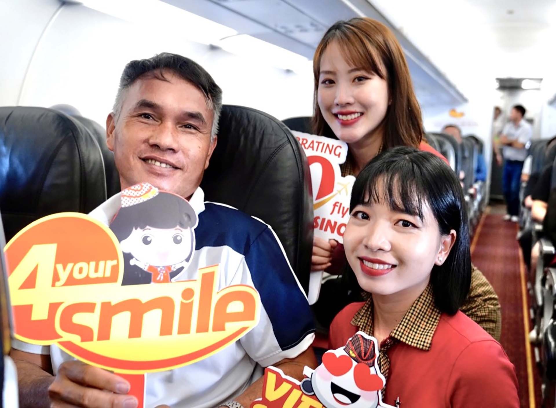 Vietjet mở bán vé chỉ từ 0 đồng tri ân khách hàng dịp kỷ niệm 10 năm bay Singapore
