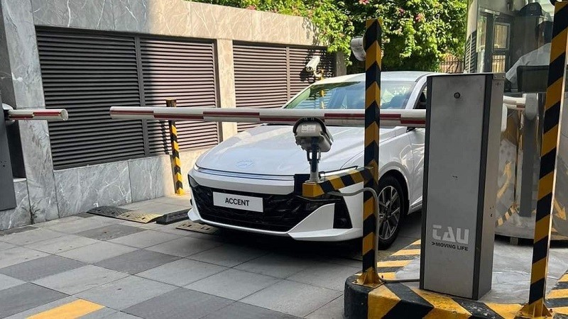 Hyundai Accent 2024 tiếp tục lộ diện trước ngày ra mắt. Hyundai Accent 2024 tiếp tục lộ diện trước ngày ra mắt.