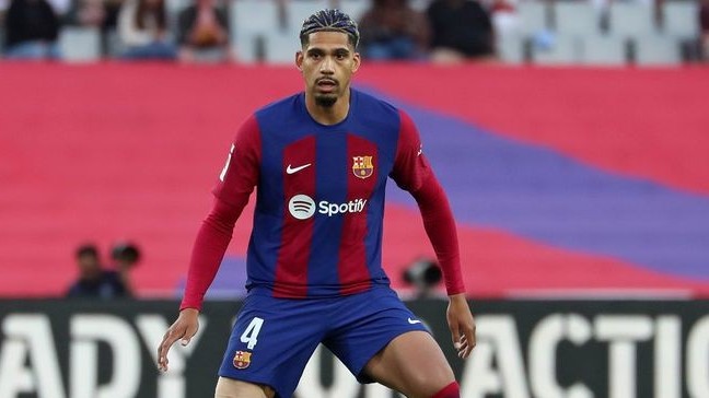 MU chi khoản tiền khủng để 'mua' Araujo