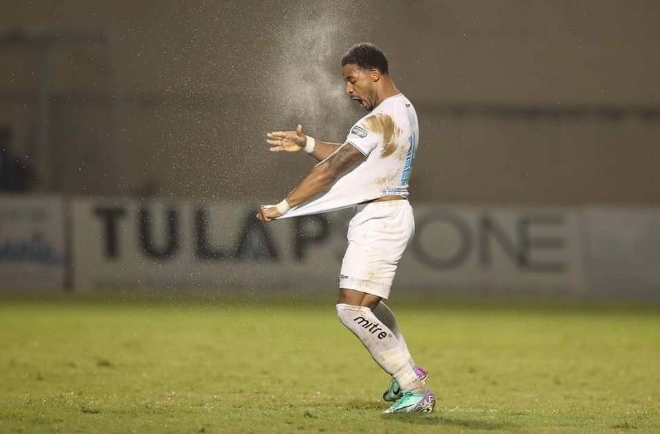 V-League: Rafaelson ghi 5 bàn trong trận CLB Nam Định thắng CLB Thanh Hóa