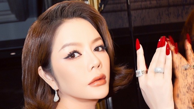 Dự show thời trang NTK Đỗ Long, Lý Nhã Kỳ chia sẻ lý do không dự LHP Cannes 2024