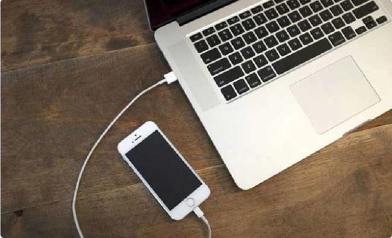 Cách chiếu màn hình điện thoại lên máy tính đơn giản, hiệu quả