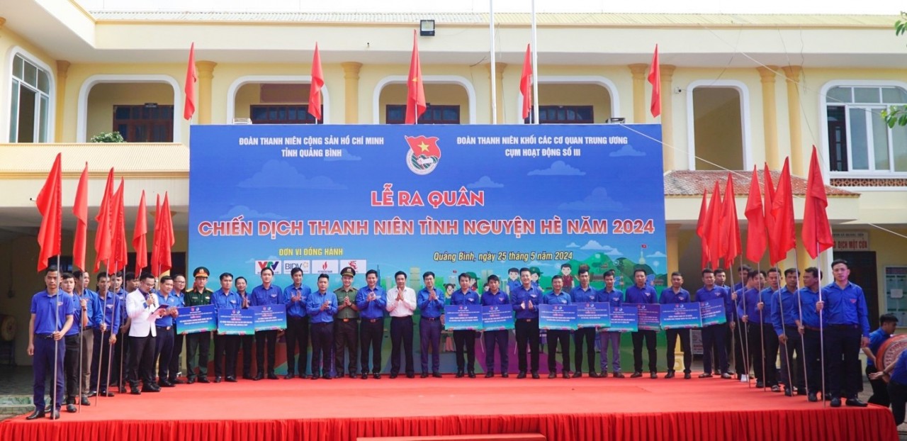 Đoàn Thanh niên Bộ Ngoại giao phối hợp tổ chức Lễ ra quân Chiến dịch tình nguyện Hè 2024 Đoàn Thanh niên Bộ Ngoại giao phối hợp tổ chức Lễ ra quân Chiến dịch tình nguyện Hè 2024