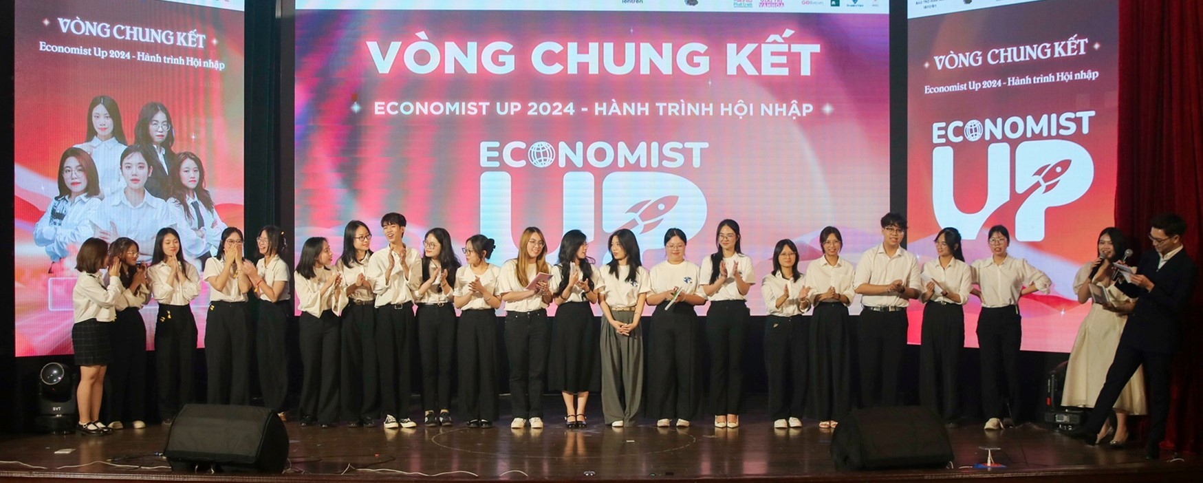 Economist Up 2024: Hành trình đầy cảm xúc của các bạn trẻ đam mê kinh tế Economist Up 2024: Hành trình đầy cảm xúc của các bạn trẻ đam mê kinh tế