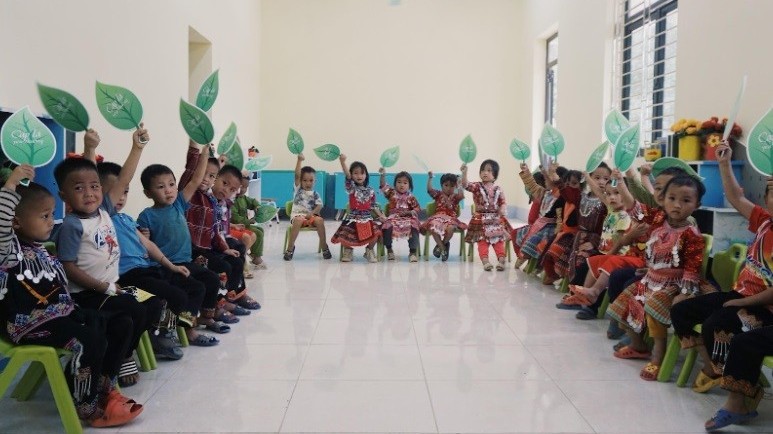 Thắp sáng ước mơ hy vọng cho các em nhỏ tiếp bước tới trường