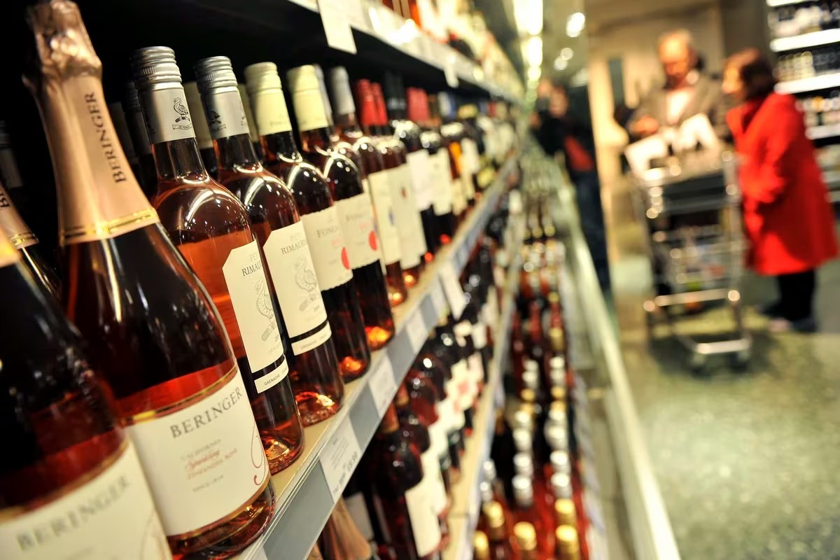 Mexico cấm bán và tiêu thụ rượu trong cuộc tổng tuyển cử lớn nhất lịch sử nước này Mexico cấm bán và tiêu thụ rượu trong cuộc tổng tuyển cử lớn nhất lịch sử nước này