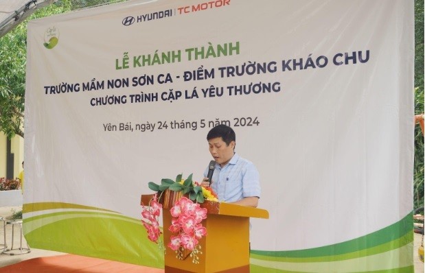 Thắp sáng ước mơ hy vọng cho các em nhỏ tiếp bước tới trường