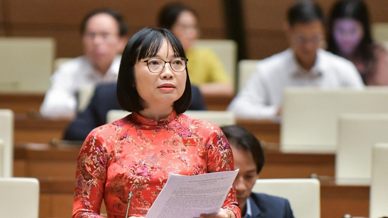 ĐBQH. Nguyễn Thị Việt Nga: Từ vụ cháy nhà trọ ở Trung Kính, cần quan tâm hơn đến phân khúc nhà ở xã hội