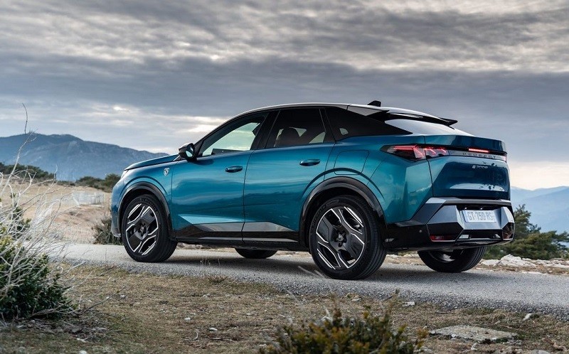 Cận cảnh Peugeot 3008 Plug-in Hybrid 195 e-DCS7 2024 vừa ra mắt, giá từ 1,15 tỷ đồng Cận cảnh Peugeot 3008 Plug-in Hybrid 195 e-DCS7 2024 vừa ra mắt, giá từ 1,15 tỷ đồng