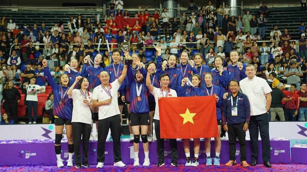 Bóng chuyền nữ Việt Nam vô địch, Bích Tuyền xuất sắc nhất AVC Challenge Cup 2024 Bóng chuyền nữ Việt Nam vô địch, Bích Tuyền xuất sắc nhất AVC Challenge Cup 2024