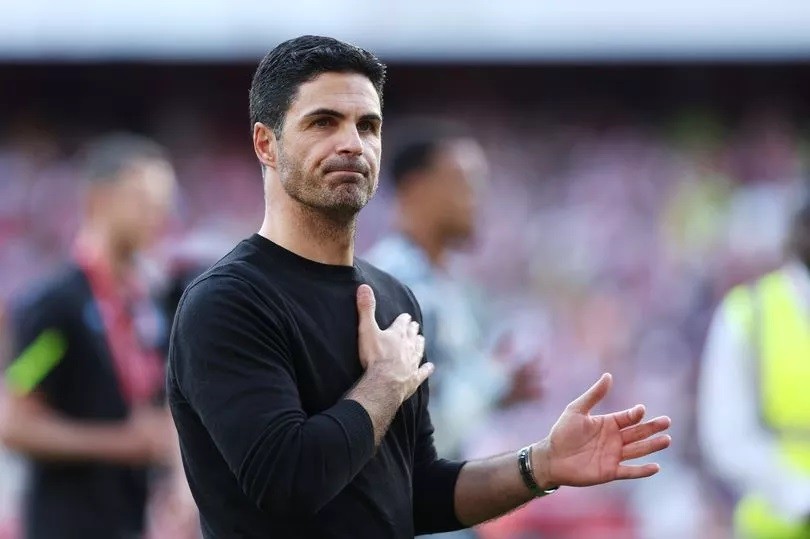 Arsenal HLV Mikel Arteta Arsenal HLV Mikel Arteta