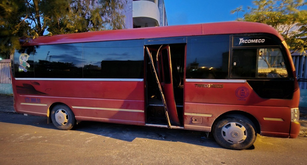 Trẻ mầm non bị bỏ quên trên xe: Đừng vì sai sót của người lớn đe dọa sự an toàn của đứa trẻ Trẻ mầm non bị bỏ quên trên xe: Đừng vì sai sót của người lớn đe dọa sự an toàn của đứa trẻ