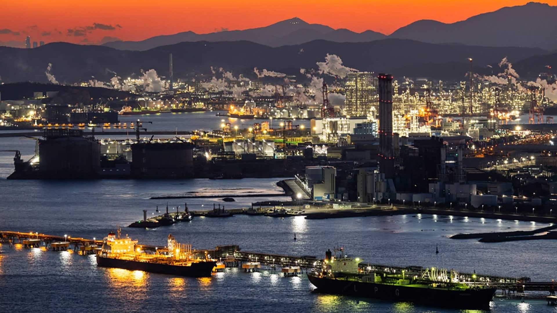 Cường quốc kinh tế châu Á tìm thấy hướng đi mới?