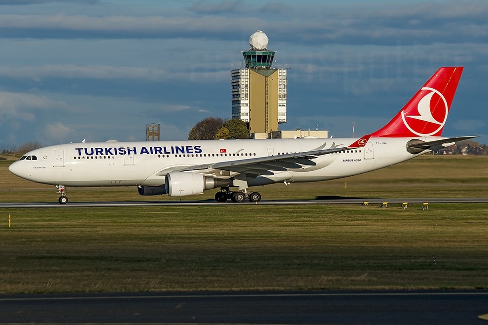 Các chuyến bay thẳng với Thổ Nhĩ Kỳ sẽ tạo ra mối liên kết giữa Campuchia với Trung Đông và EU, cũng như Mỹ và Canada. (Nguồn: Phnom Penh Post) Các chuyến bay thẳng với Thổ Nhĩ Kỳ sẽ tạo ra mối liên kết giữa Campuchia với Trung Đông và EU, cũng như Mỹ và Canada. (Nguồn: Phnom Penh Post)