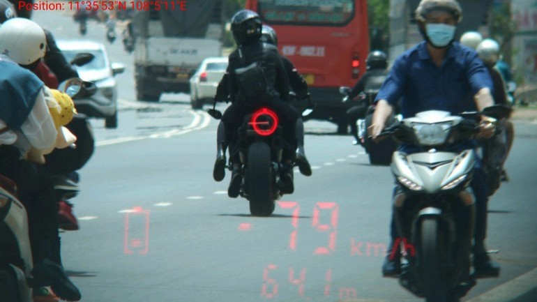 Lỗi chạy quá tốc độ từ 5 - 10 km/h sẽ bị phạt bao nhiêu tiền?