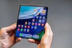 Vượt mặt Samsung, Huawei dẫn đầu phân khúc smartphone màn hình gập