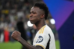 Tỏa sáng rực rỡ, Vinicius cân bằng thành tích của Messi ở Champions League