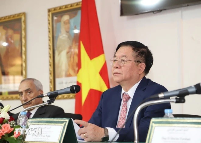 Ông Nguyễn Trọng Nghĩa, Ủy viên Bộ Chính trị, Bí thư Trung ương Đảng, Trưởng ban Tuyên giáo Trung ương khẳng định sự kiện rất có ý nghĩa khi diễn ra vào dịp kỷ niệm 134 năm Ngày sinh của Chủ tịch Hồ Chí Minh và 70 năm chiến thắng lịch sử Điện Biên Phủ. (Ảnh: Hồng Minh/TTXVN) Ông Nguyễn Trọng Nghĩa, Ủy viên Bộ Chính trị, Bí thư Trung ương Đảng, Trưởng ban Tuyên giáo Trung ương khẳng định sự kiện rất có ý nghĩa khi diễn ra vào dịp kỷ niệm 134 năm Ngày sinh của Chủ tịch Hồ Chí Minh và 70 năm chiến thắng lịch sử Điện Biên Phủ. (Ảnh: Hồng Minh/TTXVN)